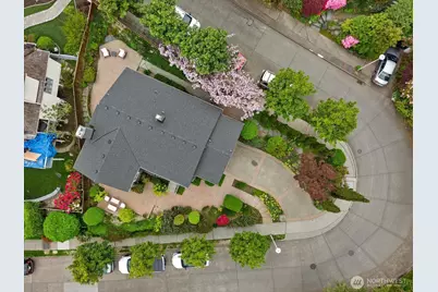 4565 E Laurel Drive NE, Seattle, WA 98105 - Photo 33