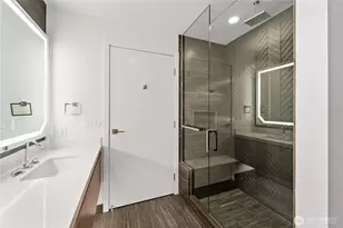 188 Bellevue Way NE, Bellevue, WA 98004 - Photo 11