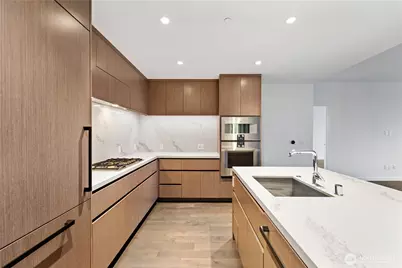 188 Bellevue Way NE #1602, Bellevue, WA 98004 - Photo 5