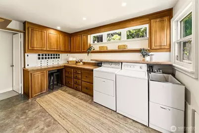 2613 Boyer Avenue E, Seattle, WA 98102 - Photo 19
