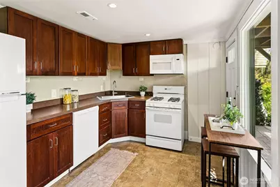 2613 Boyer Avenue E, Seattle, WA 98102 - Photo 15
