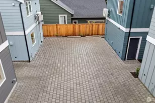 539 N 70th St, Seattle, WA 98103 - Photo 21