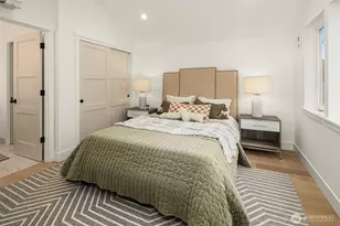 539 N 70th St, Seattle, WA 98103 - Photo 17