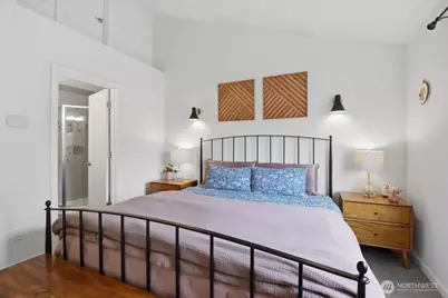 4418 Meridian Avenue N #B, Seattle, WA 98103 - Photo 11
