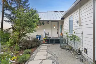 31698 Sunrise Beach Ct NE, Kingston, WA 98346 - Photo 3