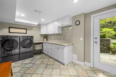 25314 SE 28th Street, Sammamish, WA 98075 - Photo 25