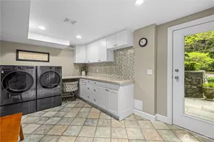 25314 SE 28th St, Sammamish, WA 98075 - Photo 25