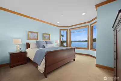 2727 E Lake Sammamish Parkway NE, Sammamish, WA 98074 - Photo 9