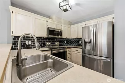 1670 SW Mulberry Street #B201, Oak Harbor, WA 98277 - Photo 11