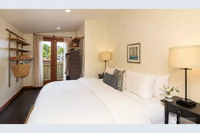 2770 Westlake Avenue N #6, Seattle, WA 98109 - Photo 17