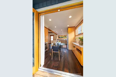 2770 Westlake Avenue N #6, Seattle, WA 98109 - Photo 9