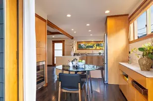 2770 Westlake Ave N, Seattle, WA 98109 - Photo 9