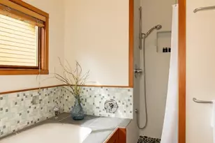 2770 Westlake Ave N, Seattle, WA 98109 - Photo 21