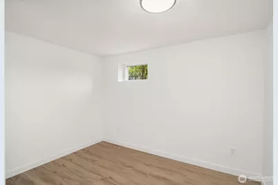 21614 SE May Valley Road, Issaquah, WA 98027 - Photo 29