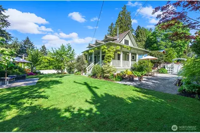 7541 Seward Park Avenue S, Seattle, WA 98118 - Photo 11