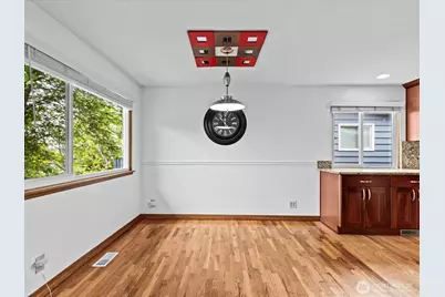 14445 5th Avenue S, Burien, WA 98168 - Photo 11