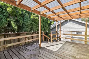 630 N Oakes St, Tacoma, WA 98406 - Photo 13
