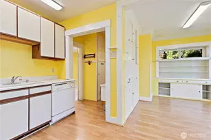 630 N Oakes St, Tacoma, WA 98406 - Photo 5