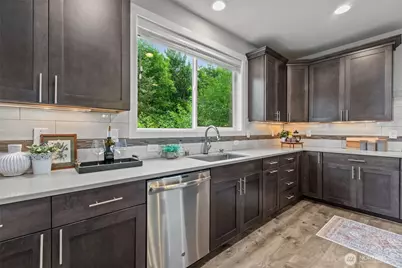 18231 3rd Drive SE, Bothell, WA 98012 - Photo 11