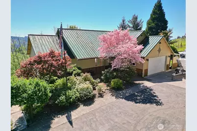 440 Fredrickson, Woodland, WA 98674 - Photo 3