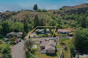 144 Montvu Dr, Omak, WA 98841 - Photo 1