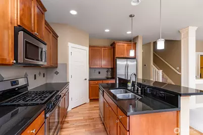 722 201st Place SW, Lynnwood, WA 98036 - Photo 7