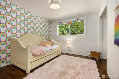 10430 NE Cascade Avenue, Bainbridge Island, WA 98110 - Photo 21