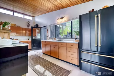 103 Bay View Drive, Point Roberts, WA 98281 - Photo 15