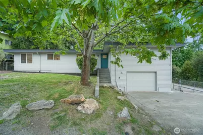 12914 76th Avenue S, Seattle, WA 98178 - Photo 15