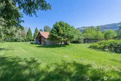 3432 Bainard Road, Malaga, WA 98828 - Photo 5