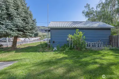 3432 Bainard Road, Malaga, WA 98828 - Photo 37