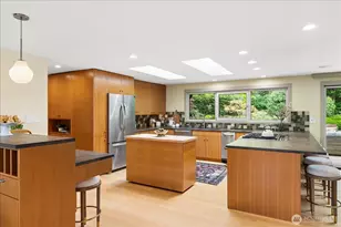 8320 Frederick Pl, Edmonds, WA 98026 - Photo 15