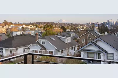 1004 N 48th Street, Seattle, WA 98103 - Photo 1