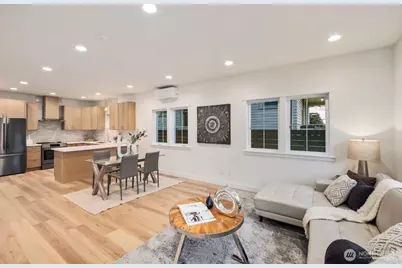 1004 N 48th Street, Seattle, WA 98103 - Photo 5