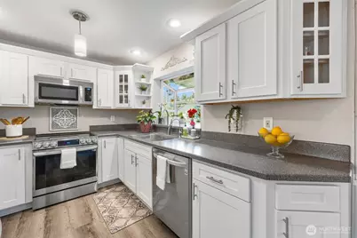 18503 71st Avenue Ct E, Puyallup, WA 98375 - Photo 9