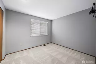 24324 SE 41st Ln, Issaquah, WA 98029 - Photo 19