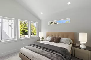 2503 E Newton St, Seattle, WA 98112 - Photo 7