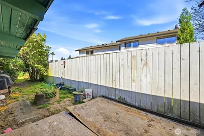4207 225th Street SW, Mountlake Terrace, WA 98043 - Photo 25