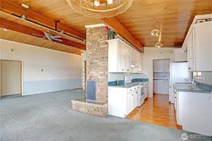 1246 SW Camano Dr, Camano Island, WA 98282 - Photo 19