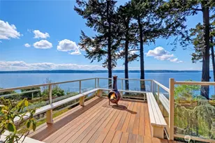 1246 SW Camano Dr, Camano Island, WA 98282 - Photo 15
