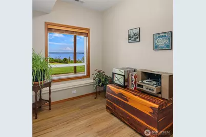 16532 87th Avenue SW, Vashon, WA 98070 - Photo 23