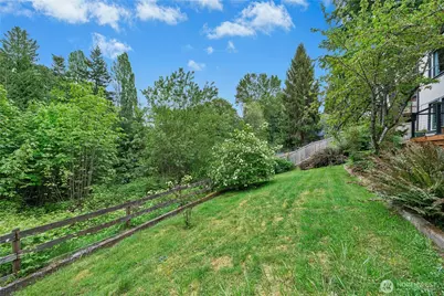5630 21st Avenue SW, Seattle, WA 98114 - Photo 31
