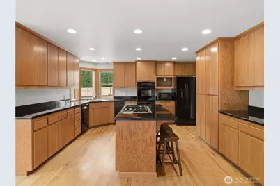 9406 29th Street Ct E, Edgewood, WA 98371 - Photo 9