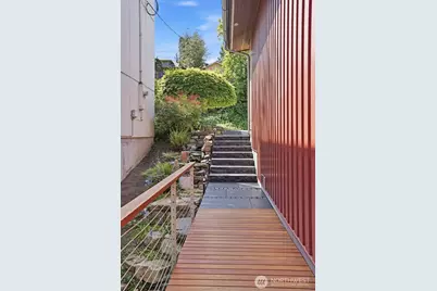 3934 S Americus Street, Seattle, WA 98118 - Photo 3