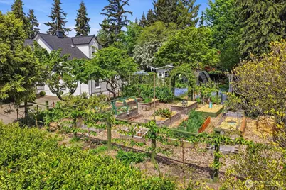 7219 Soundview Drive, Edmonds, WA 98026 - Photo 39