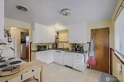 4903 3rd Avenue NW, Seattle, WA 98107 - Photo 11
