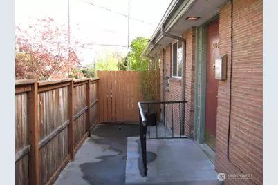 4903 3rd Avenue NW, Seattle, WA 98107 - Photo 25