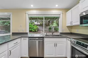 2503 SE Blairmont Dr, Vancouver, WA 98683 - Photo 11