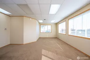 1010 S Pioneer Way, Moses Lake, WA 98837 - Photo 11