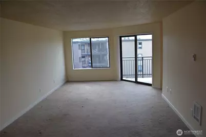 1070 5th Avenue S #307, Edmonds, WA 98020 - Photo 3